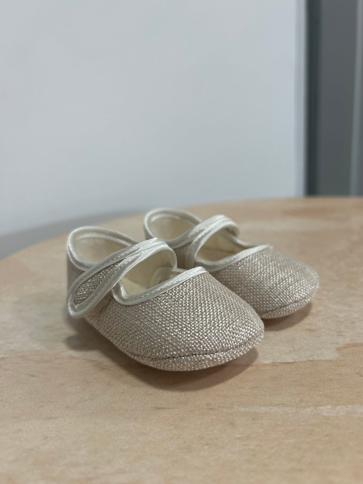 Cuquito Ivory Baby Sandals